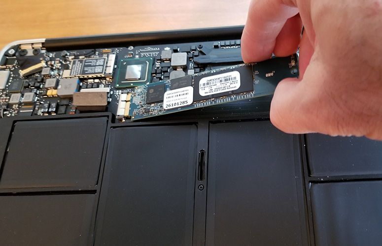 macbook pro ssd değişim
