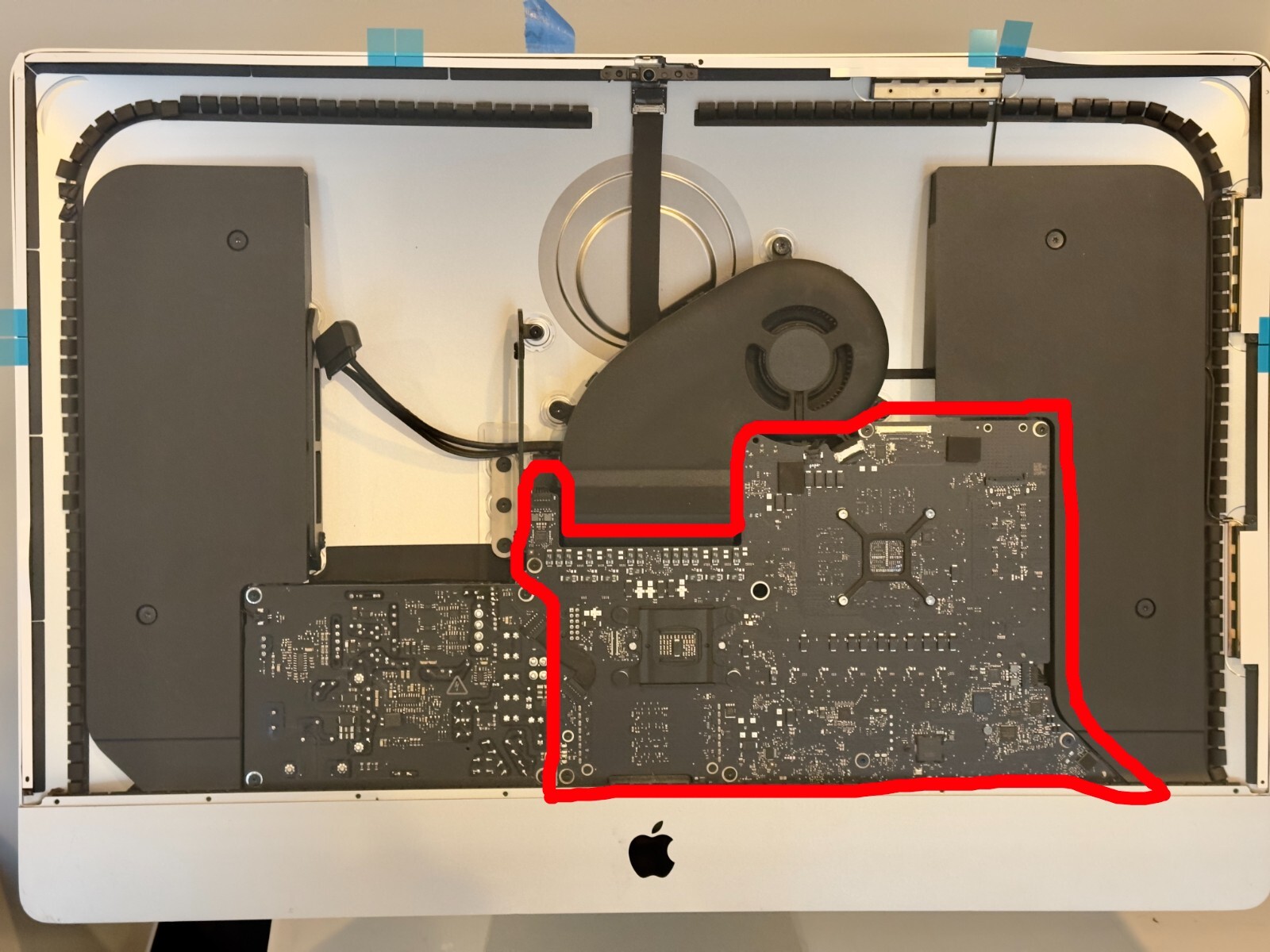 iMac 27 in&ccedil; Intel anakart yapısı ve tamir