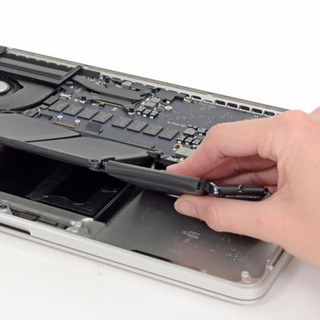 macbook pro batarya değişim